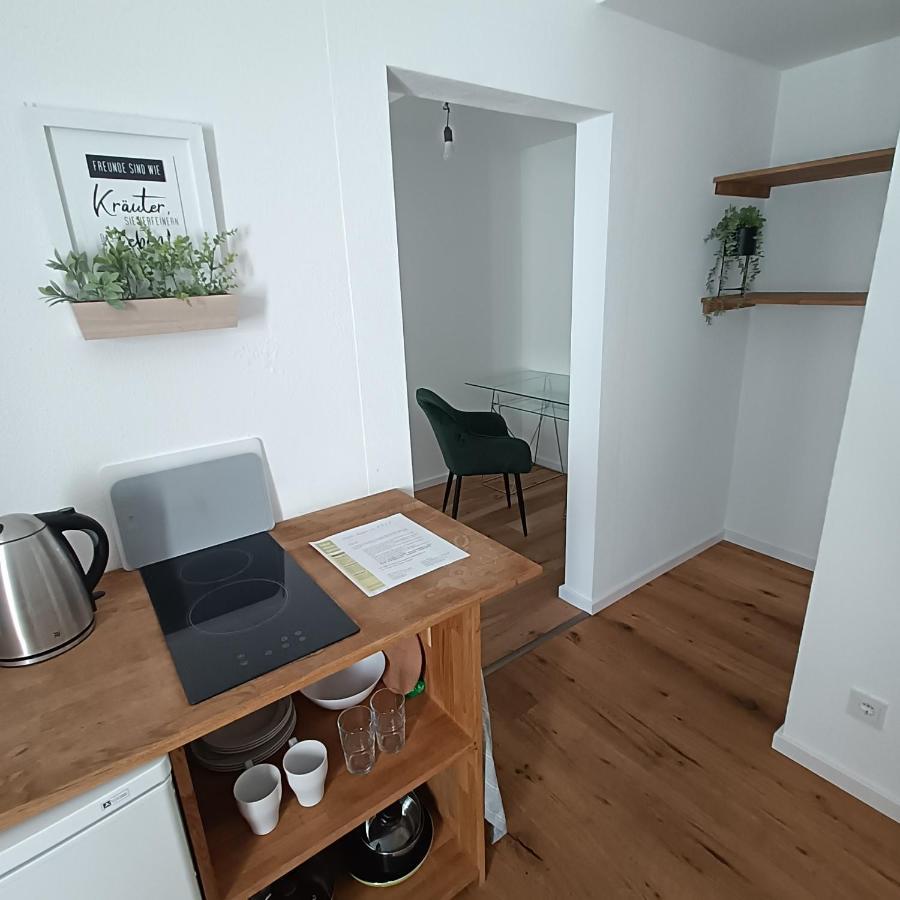 Apartments & Moeblierte Zimmer In Kahl Am Main, Kontaktloser Self Check-In, W-Lan, Schreibtisch, Duschbad, Kuechenzeile, Pkw-Plaetze Екстер'єр фото