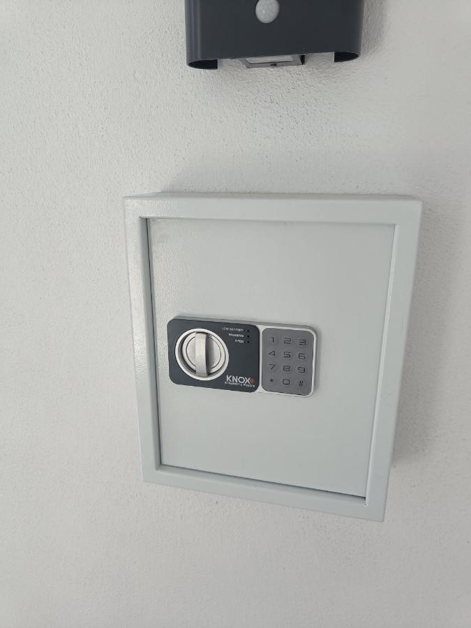 Apartments & Moeblierte Zimmer In Kahl Am Main, Kontaktloser Self Check-In, W-Lan, Schreibtisch, Duschbad, Kuechenzeile, Pkw-Plaetze Екстер'єр фото