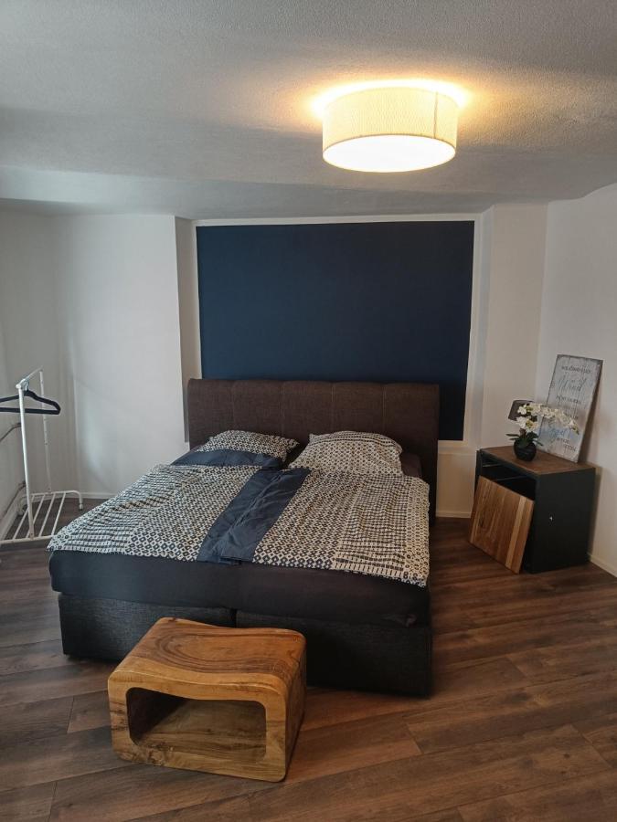 Apartments & Moeblierte Zimmer In Kahl Am Main, Kontaktloser Self Check-In, W-Lan, Schreibtisch, Duschbad, Kuechenzeile, Pkw-Plaetze Екстер'єр фото