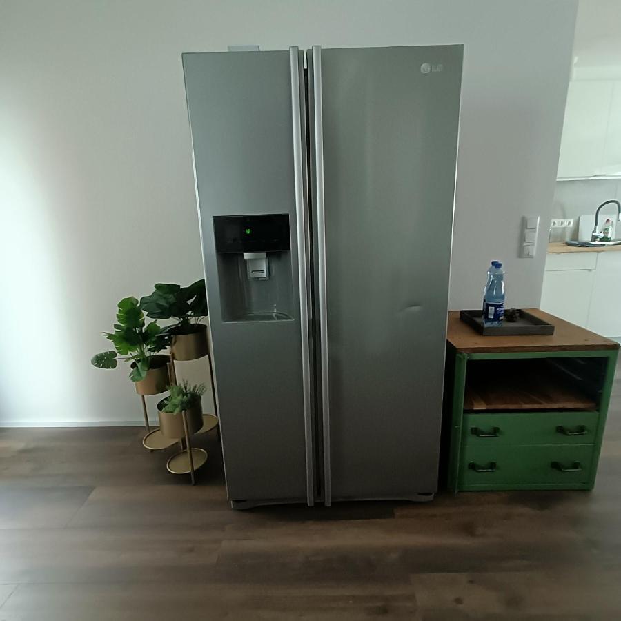Apartments & Moeblierte Zimmer In Kahl Am Main, Kontaktloser Self Check-In, W-Lan, Schreibtisch, Duschbad, Kuechenzeile, Pkw-Plaetze Екстер'єр фото