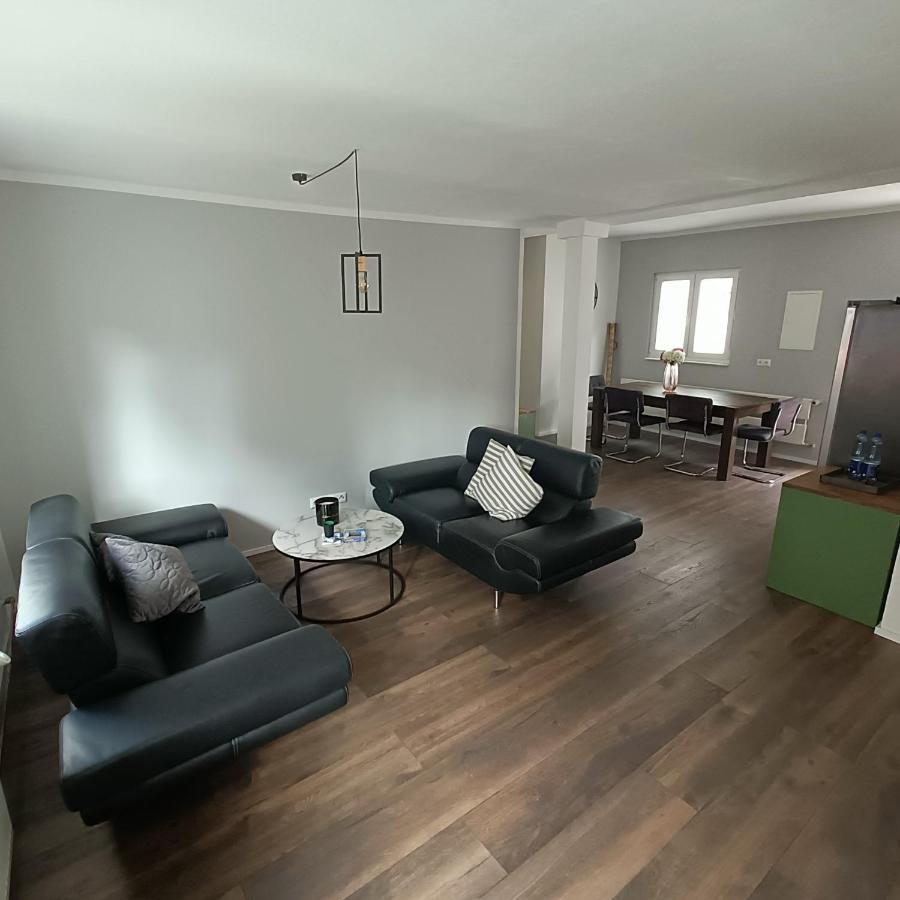 Apartments & Moeblierte Zimmer In Kahl Am Main, Kontaktloser Self Check-In, W-Lan, Schreibtisch, Duschbad, Kuechenzeile, Pkw-Plaetze Екстер'єр фото