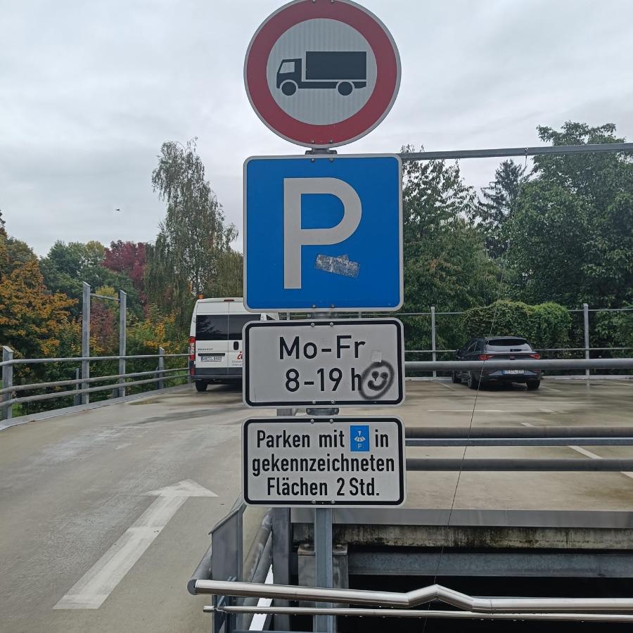 Apartments & Moeblierte Zimmer In Kahl Am Main, Kontaktloser Self Check-In, W-Lan, Schreibtisch, Duschbad, Kuechenzeile, Pkw-Plaetze Екстер'єр фото