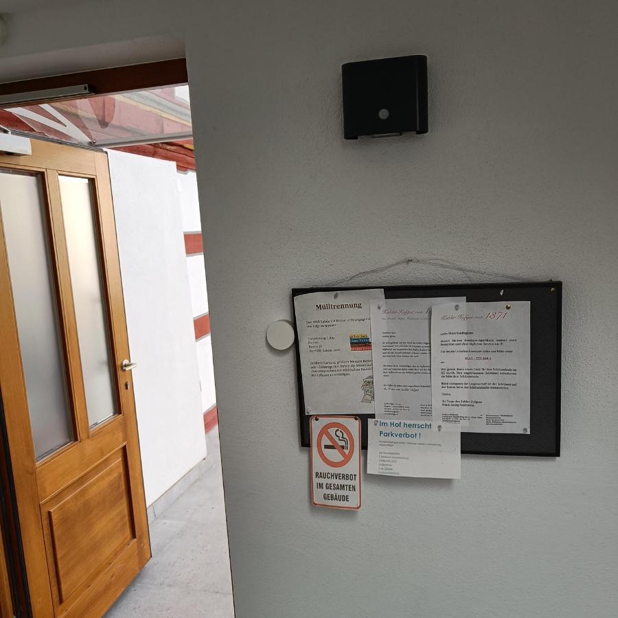 Apartments & Moeblierte Zimmer In Kahl Am Main, Kontaktloser Self Check-In, W-Lan, Schreibtisch, Duschbad, Kuechenzeile, Pkw-Plaetze Екстер'єр фото