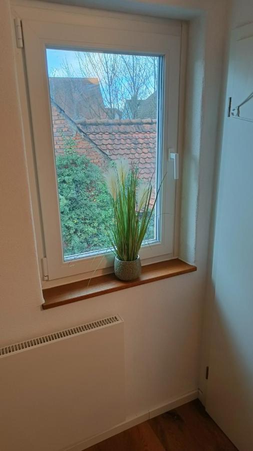 Apartments & Moeblierte Zimmer In Kahl Am Main, Kontaktloser Self Check-In, W-Lan, Schreibtisch, Duschbad, Kuechenzeile, Pkw-Plaetze Екстер'єр фото