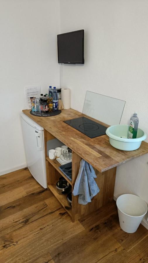 Apartments & Moeblierte Zimmer In Kahl Am Main, Kontaktloser Self Check-In, W-Lan, Schreibtisch, Duschbad, Kuechenzeile, Pkw-Plaetze Екстер'єр фото